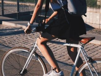 découvrez comment le vélo quotidien peut transformer vos déplacements, améliorer votre santé et contribuer à un mode de vie durable. explorez des conseils pratiques, des itinéraires adaptés et les avantages de ce moyen de transport éco-responsable.