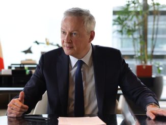 découvrez la critique incisive d'un maire français sur le défi du mois sans alcool, soulignant les enjeux de santé publique et le débat autour des habitudes de consommation. plongez dans les perspectives locales face à un mouvement croissant pour une vie sans alcool.