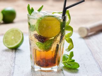 découvrez les boissons tendances sans alcool qui révolutionnent vos moments de convivialité. des recettes innovantes aux saveurs rafraîchissantes, explorez une sélection rafraîchissante pour tous les goûts, parfaite pour toutes les occasions.